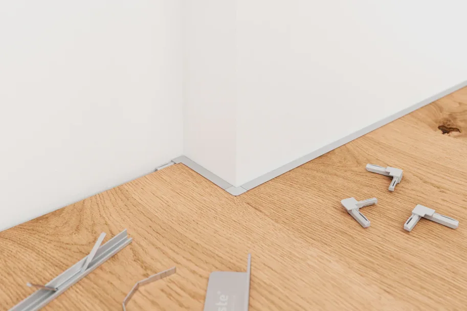 Minileiste O-CORNER für AL10X5, Silber EV1